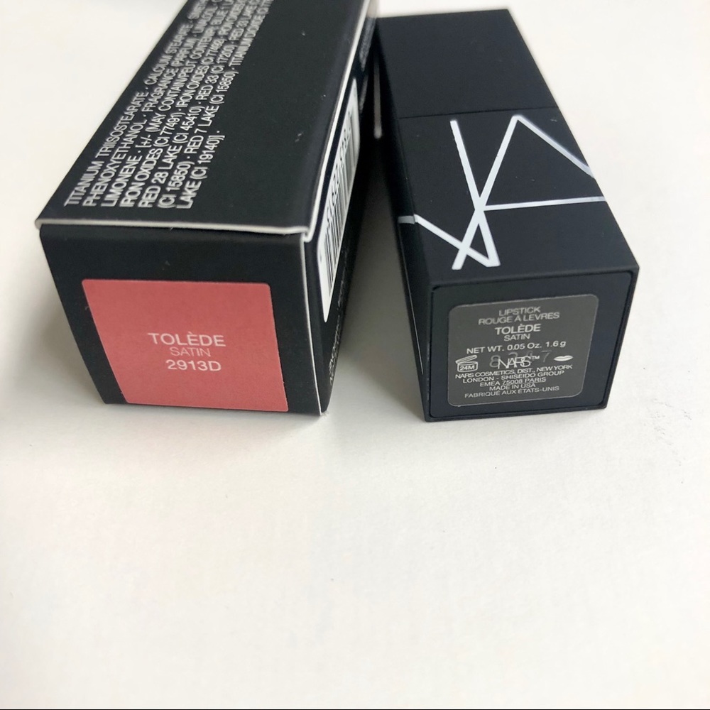 ❤️3 for $25❤️ NARS Lipstick Mini in Tolede - Picture 2 of 3